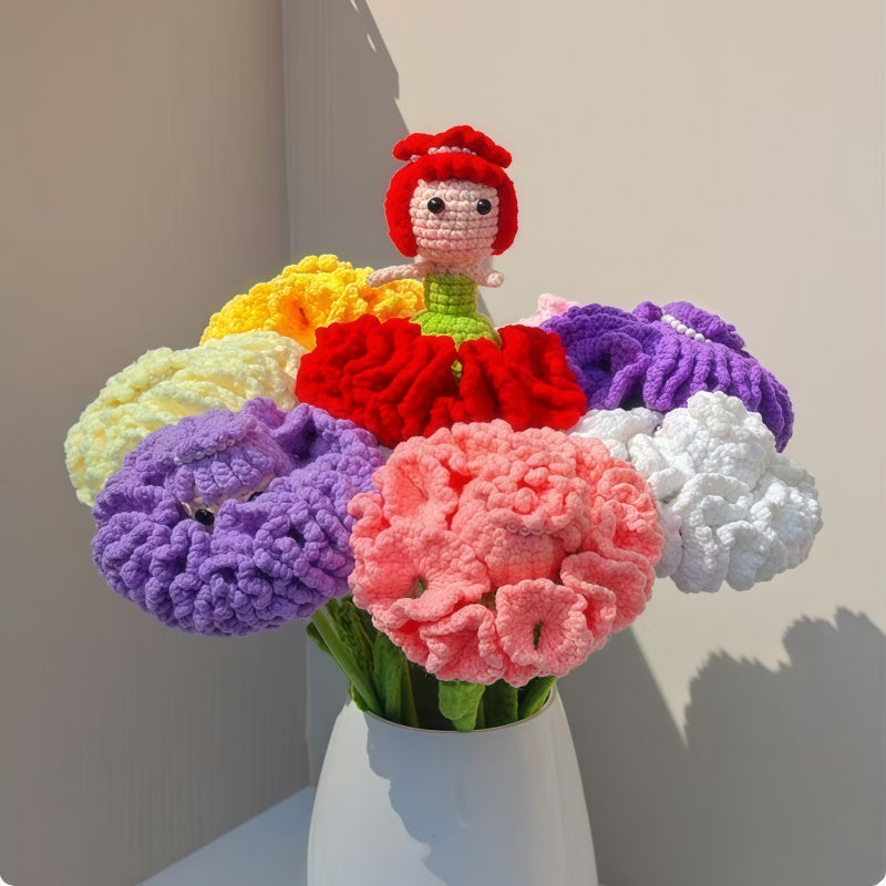 Crocheted Carnation Girl(5 hours of work)
